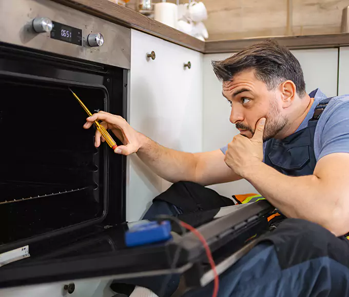 Why Milford Households Choose Milford Appliance Pro for Every Gas Oven Fix?